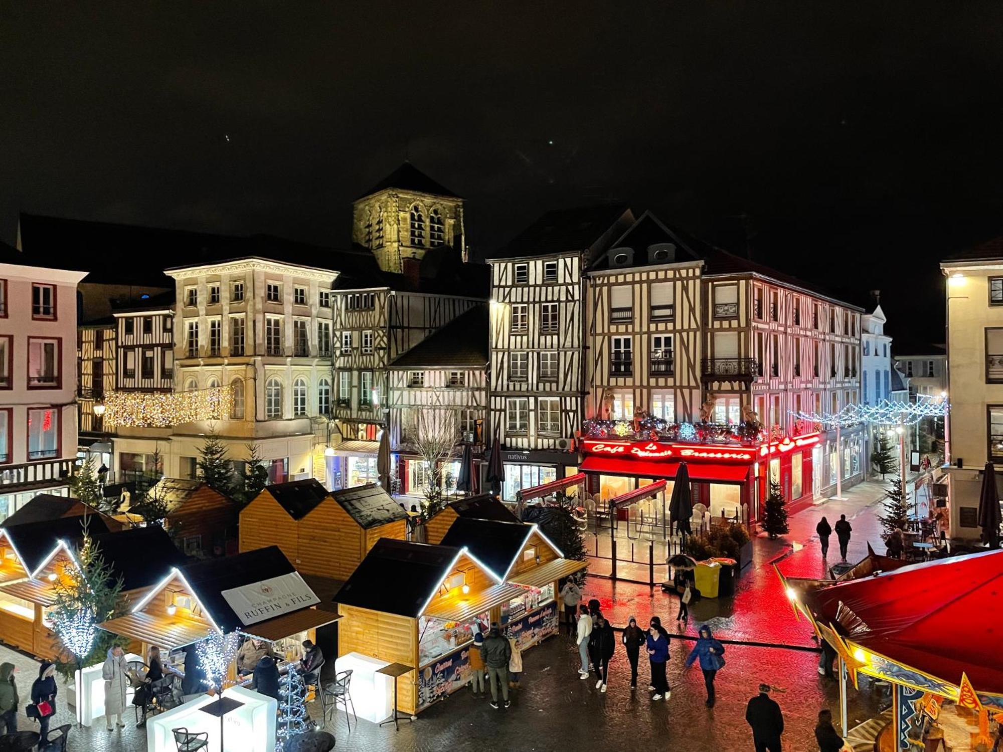 A1 Champagne Loft - 105 M2 6 Personnes - Place De La Republique - Chalons En Champagne エクステリア 写真
